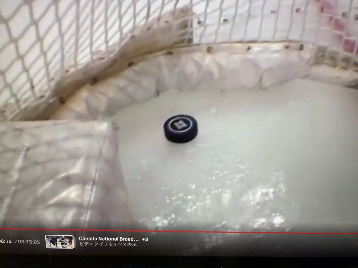 fumi2009's tweet photo. ＃今日のNHL
定時で退社して帰りの電車や自宅でアバランチ応援。
コロラド4:3ミネソタ
3点ビハインドからの大逆転勝利。
特に3ピリ残り2分でのマキノン選手の同点ゴールに歓喜！
レディオヘッドのLotus Flower聴きながら踊っています。
#コロラドアバランチ
#レディオヘッド https://t.co/t94ttALB93