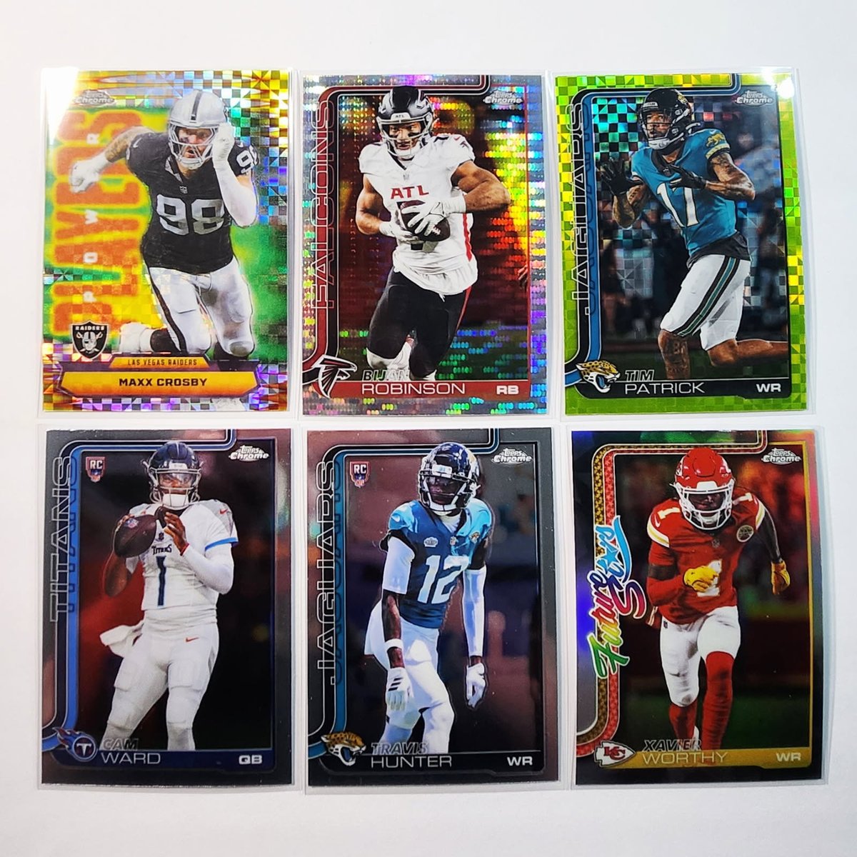 SwapTheCard's tweet photo. Highlights from last night's Topps Chrome Football Mega break. Really impressed with the haul from mega boxes. Will do more soon. Thanks everyone for joining. 

NBA Bowman Random is set for tonight but has a lot left and get pushed. 

https://t.co/g4awCT4wgc https://t.co/b42T8DUGnU