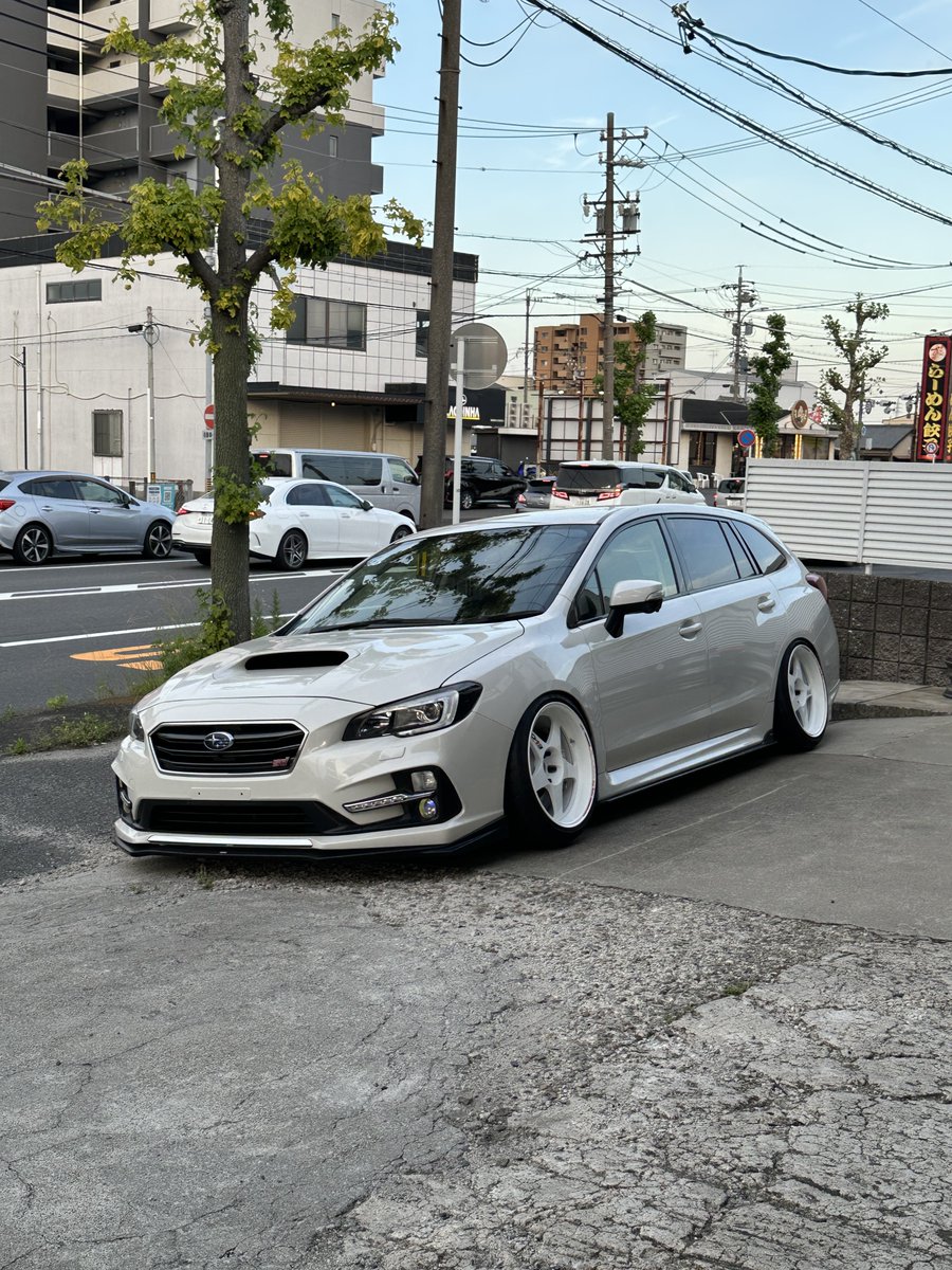 ともさん(本物) tweet media
