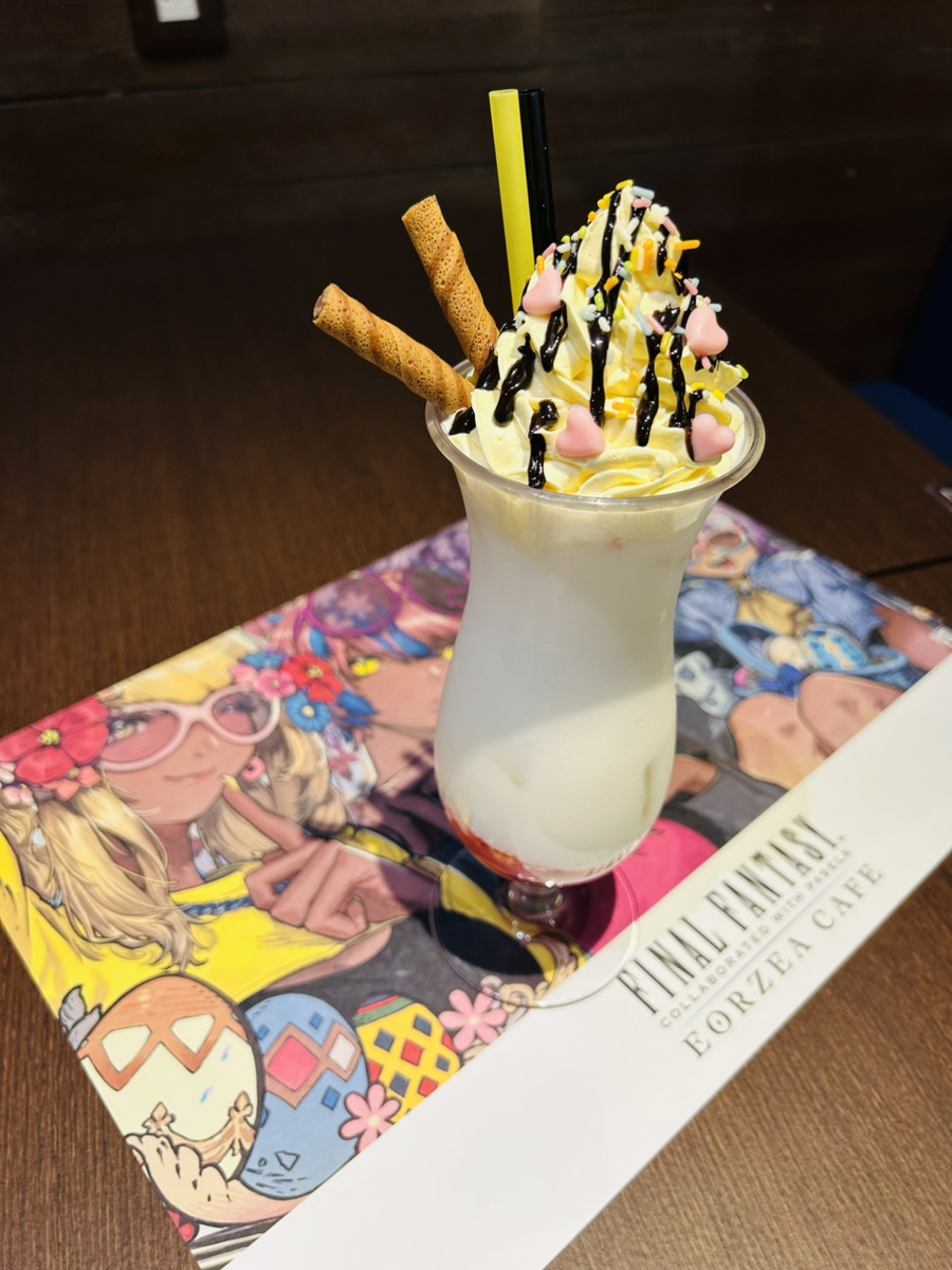 eorzeacafeffxiv's tweet photo. 【エオルゼアカフェ秋葉原･大阪】
シーズナルイベント「エッグハント」開催中
期間は5/25(月)まで

❤メニュー紹介❤
ハニー･B･ラブリーミルク零式
ハニー･B･ラブリーをイメージしたドリンクが、ボリュームアップして再登場！
#エオカフェ #FF14 https://t.co/JjPmEMqanr