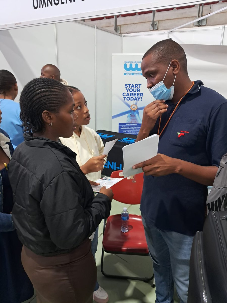 TE_Transnet's tweet photo. With interactions that are going to shape the minds of these future leaders, our employees provided detailed information about our organisation, our products &amp; services, and various available programs that they can participate in currently, and after completing their studies. https://t.co/zUjHRr8FhD