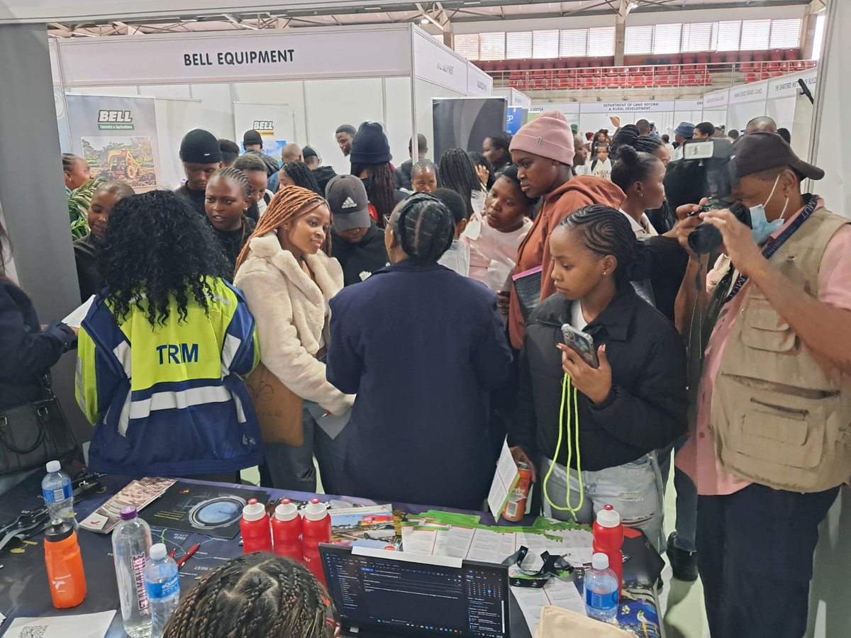 TE_Transnet's tweet photo. #transnetengineering #tecares https://t.co/4zrJq1MDFP
