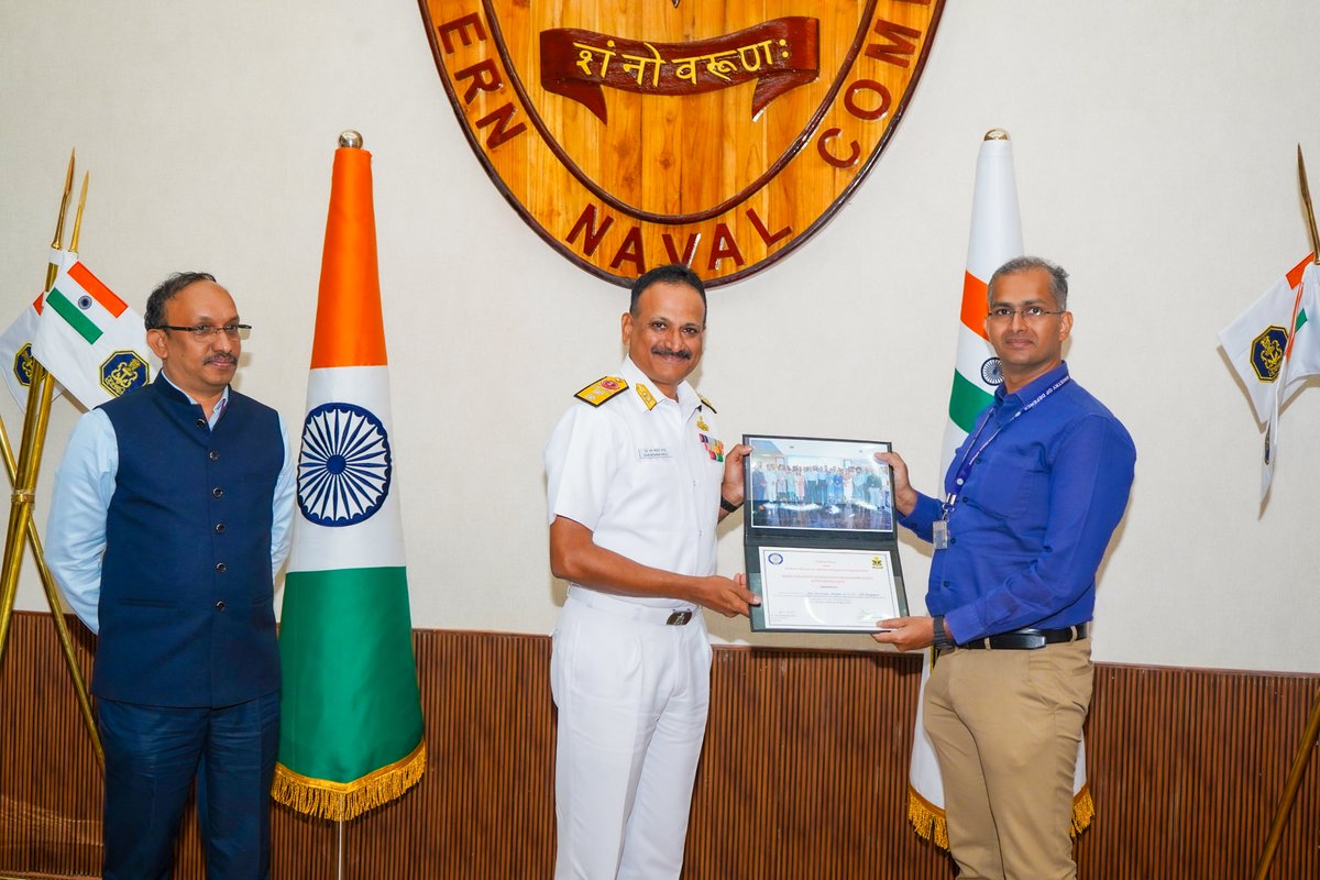 IN_HQENC's tweet photo. 40 scientists from @DRDO_India concluded their visit to #EasternNavalCommand as part of the DRDO Scientists Interaction Programme (#DSIP) with the Indian Navy, with a valedictory function held at Swarna Jyoti Conference Hall, #Visakhapatnam on 14 May 26.

The programme enabled professional interactions on advanced defence technologies, ongoing research and future capability development for the #IndianNavy, strengthening DRDO–Navy synergy.

RAdm M Murali Mohan Raju, CSO (P&A), HQENC awarded certificates to participants in the presence of Dr Abraham Varughese, Director NSTL and Dr Amit Sharma, Director DISB. #AtmanirbharBharat
