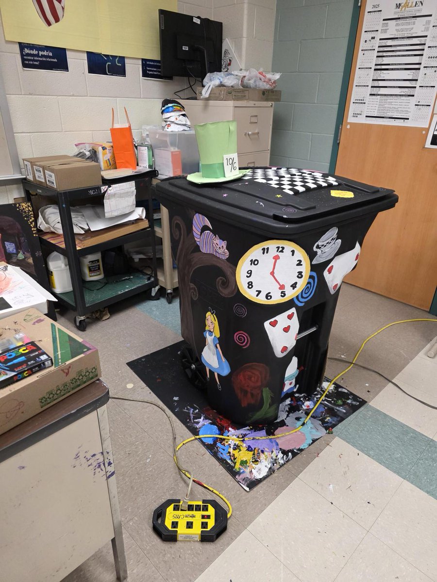 ArtsCathey's tweet photo. NOV 15TH Quinta Mazatlan ReFest! Our Cathey students decorated a recycling bin for Quinta Mazatlan community event for recycling. Its a great day to be a cobra!
#Itstartswitharts #McallenISD #McAllenfinearts https://t.co/plBswv4yPY