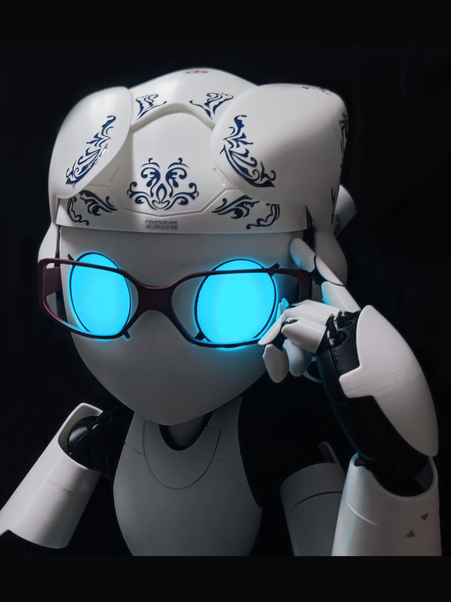 VerZ_44's tweet photo. I really want you guys to meet Drossel in real life. #ロボ娘なんでも投稿祭 #fembot #robotgirl #ロボ娘 #3DPrinting #fireball #Drossel https://t.co/GDPbMBJFoR