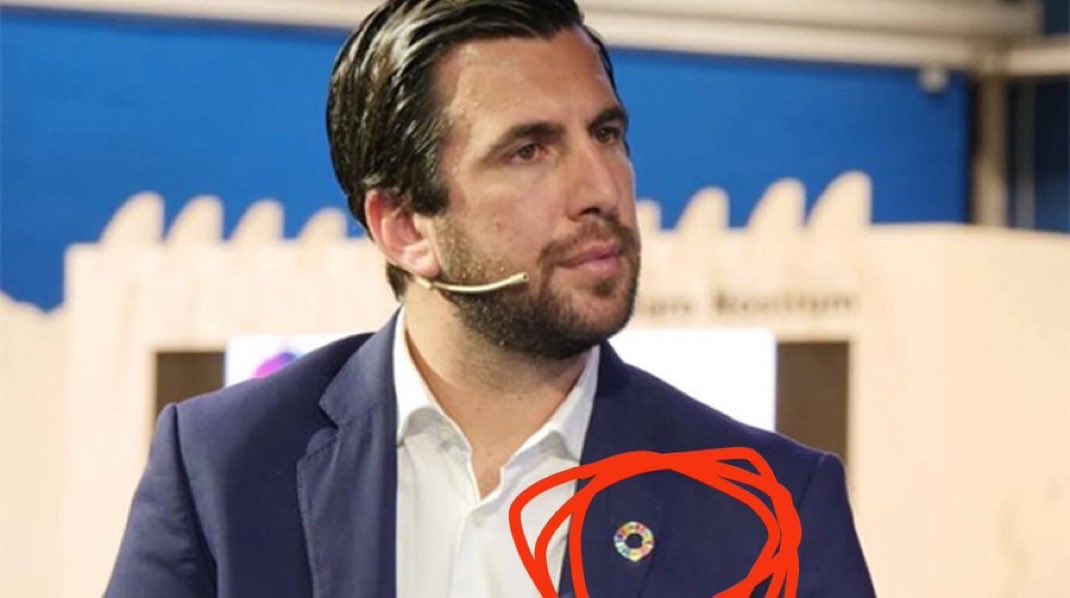 BarbieWithB tweet media