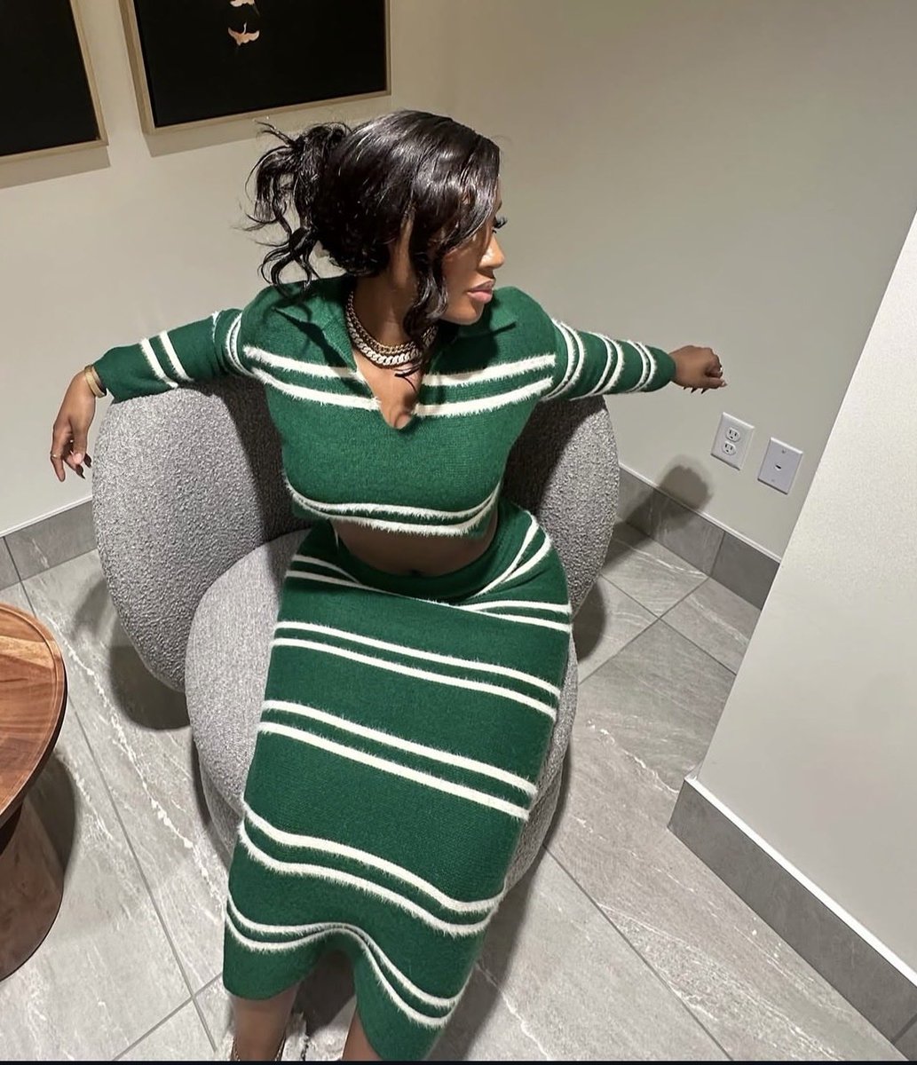kelly slay tweet media
