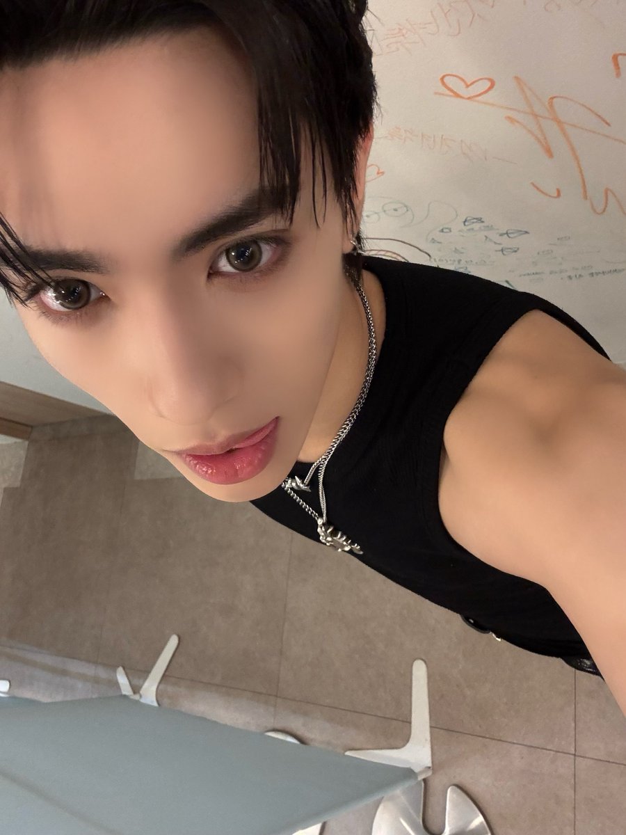 DXMON (다이몬) tweet media