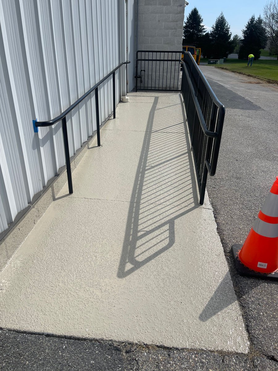 HouckTheChoice's tweet photo. Structural integrity meets a renewed finish.

Ready to restore your facility’s exterior? 

Let’s talk.

#HouckRestoration #CommercialRestoration #ExteriorMaintenance https://t.co/UVYdWHBeTz