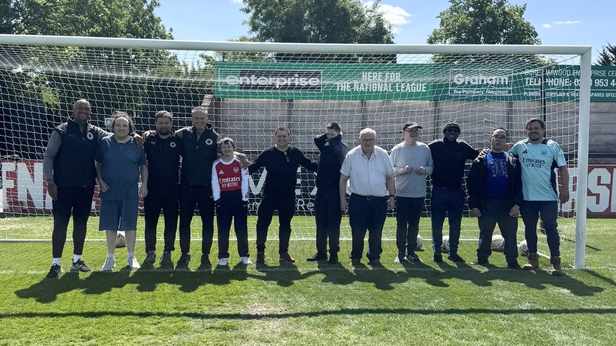 Boreham Wood FC tweet media