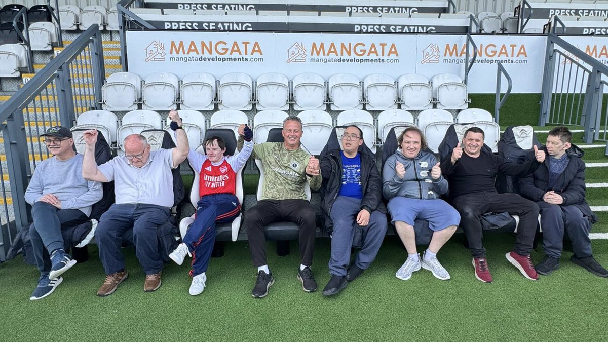 Boreham Wood FC tweet media