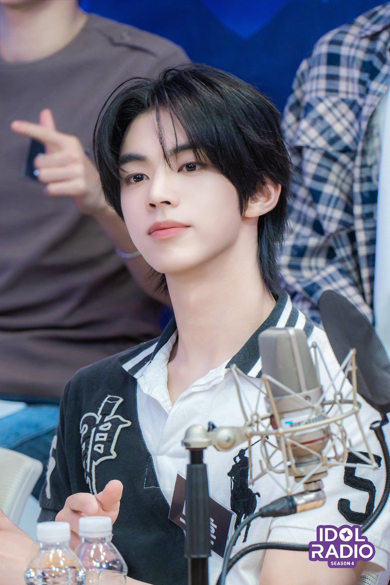 [#아이돌라디오4 앨범 260513] EP#224 아돌라는 사랑을 투어스라 부르지💙 (DJ 선우) 제철 생선회를 챙겨주는 ...