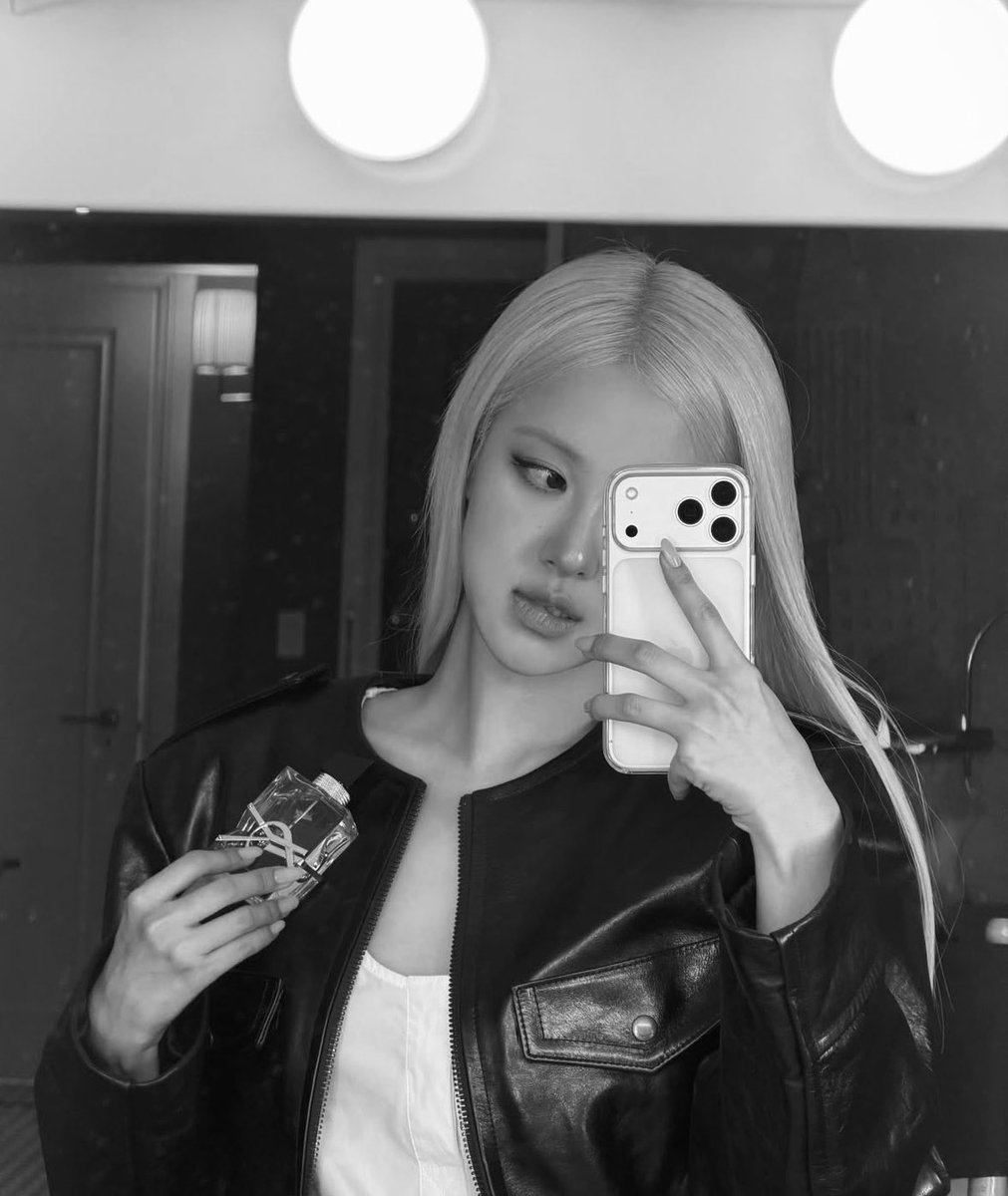 𝘠͟𝘝͟𝘌͟𝘚͟. tweet media