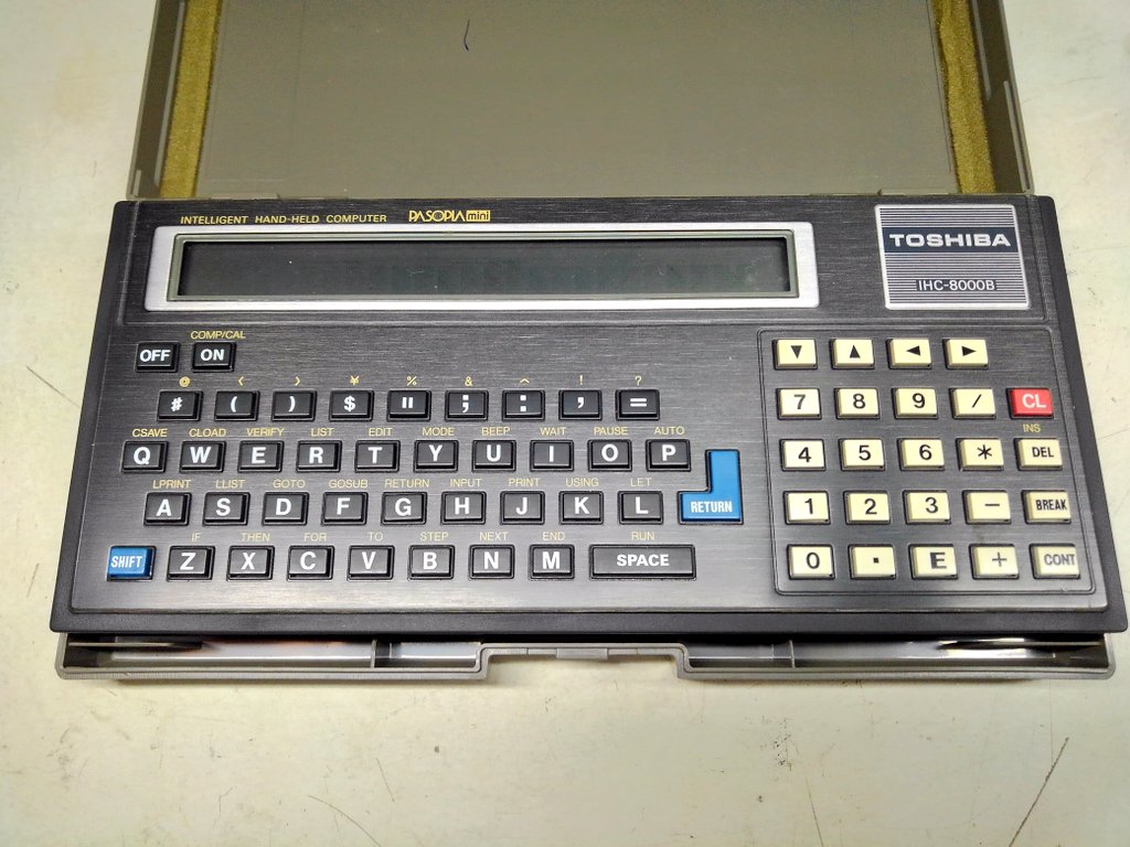 パソピアミニことIHC-8000Bだよ。価格が下がった後期型、ということで