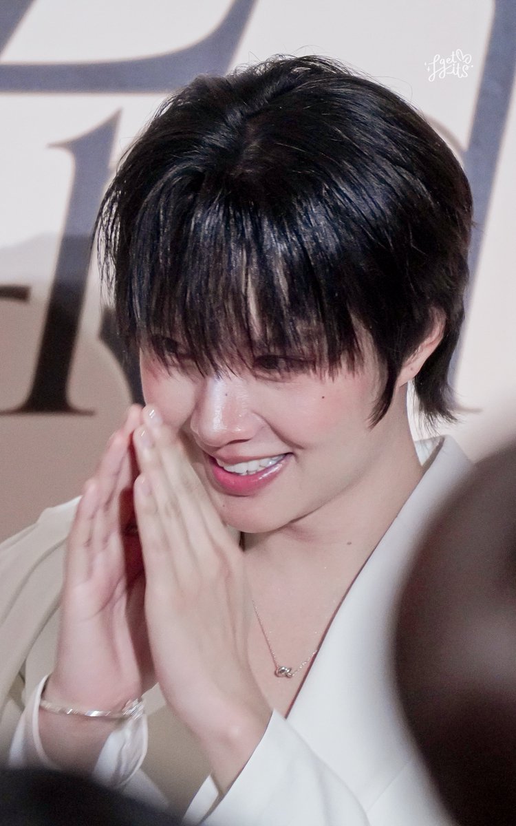 แพ้แก้ม tweet media