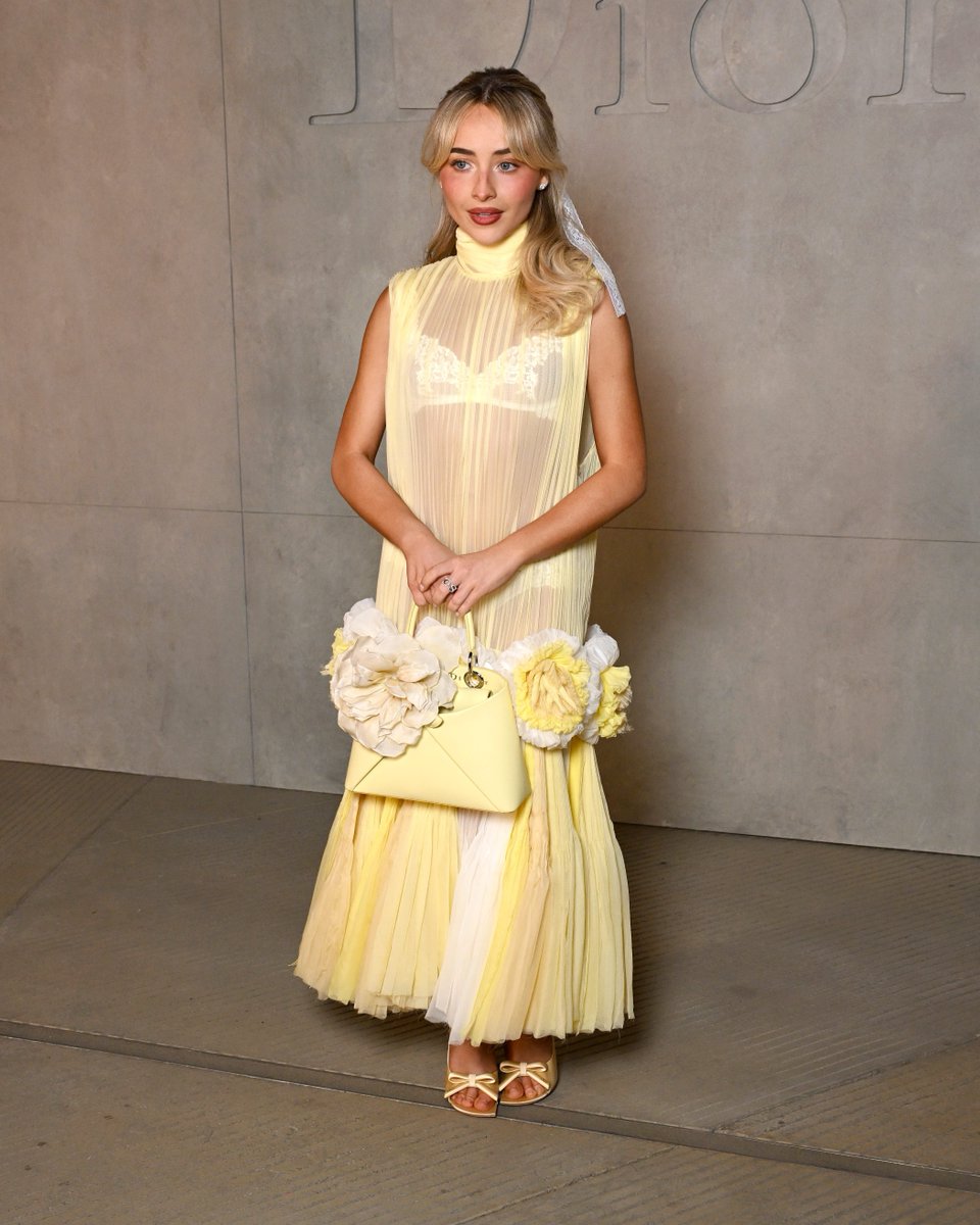 enews's tweet photo. Sabrina Carpenter lives on Pretty Girl Avenue.🌼 She stuns at the Dior 2027 Cruise Collection Show in Los Angeles. https://t.co/FFju83Mc4X