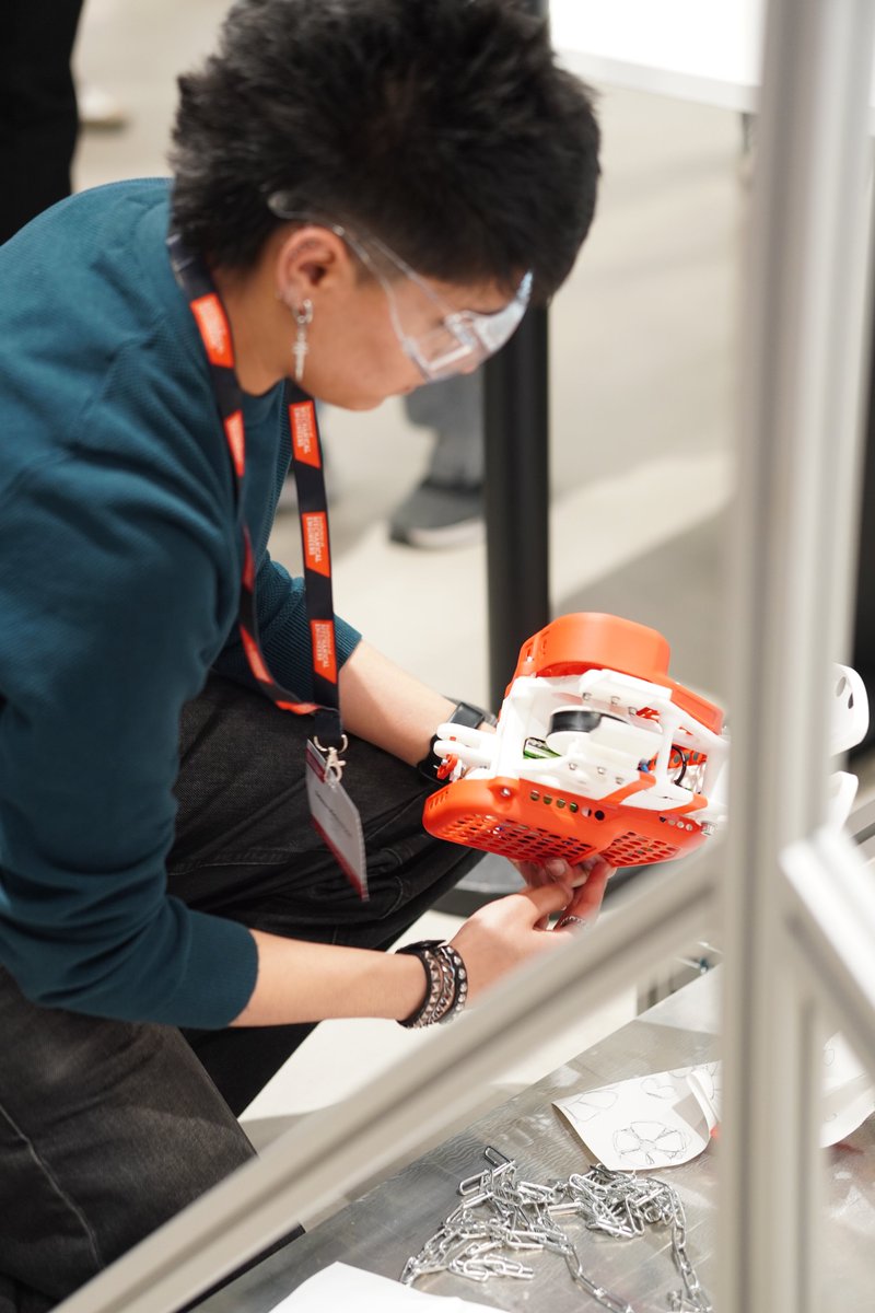 IMechEDesign's tweet photo. A quick throwback to the nail-biting device demonstrations during this year's Greater London region finals #throwback #engineering https://t.co/D3o9MJOcgM