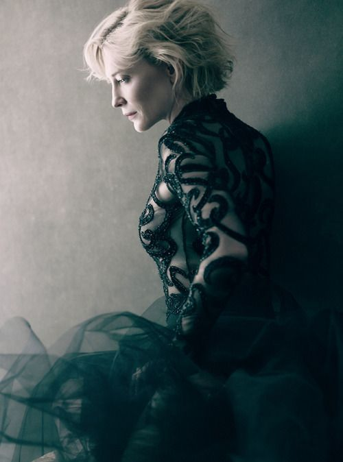 RuizVidal7's tweet photo. Cate Blanchett
© Paolo Roversi https://t.co/gmaAN24ch2
