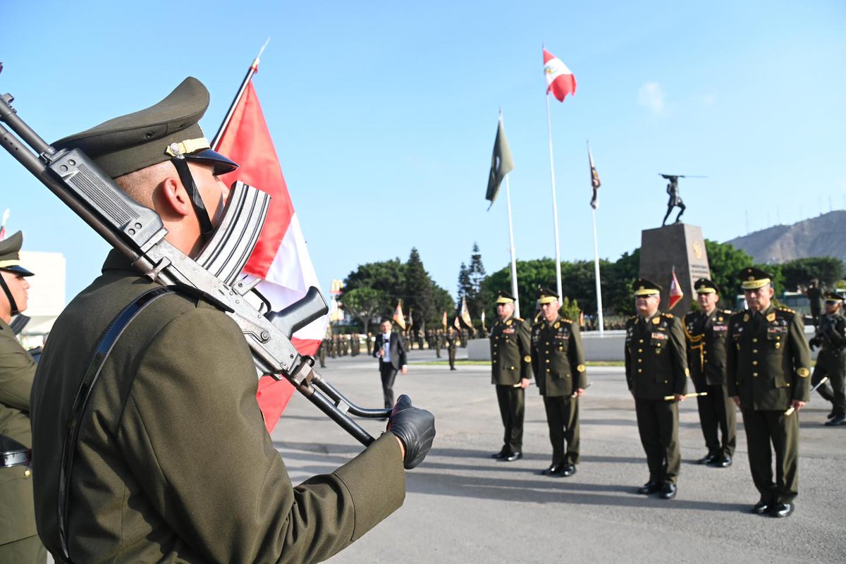 Ejército del Perú tweet media