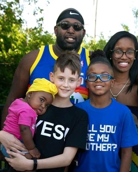 alphaman_111's tweet photo. When Andrew was 6 years old, a judge decided his parents could no longer take care of him.

 He was placed in foster care. His brothers and sisters were adopted, but Andrew was left alone. When he turned 10, he moved into the home of Dominique and Kevin Gill in Nashville, Tennessee. 

Dominique said, “During his first week with us, he stayed in his room with the door closed, looking at old pictures. He didn’t want to talk.”

Andrew was deeply hurt and kept people away. He shouted, “Just let me move out!” But Dominique refused to give up on him. She gently told him, “We’re going to help you get better.” With time, Andrew learned to control his feelings. 

Everything changed when Dominique and Kevin’s son, Joc, asked him, “Do you want to play video games?” Andrew nodded, and from that moment, a strong friendship began.

When Dominique and Kevin saw how close the boys had become, they asked Andrew a life-changing question: if he would like to be their son. Andrew burst into tears and said, “Yes. Thank you for accepting me. Thank you for not giving up on me.” Every child deserves a family that truly loves them.