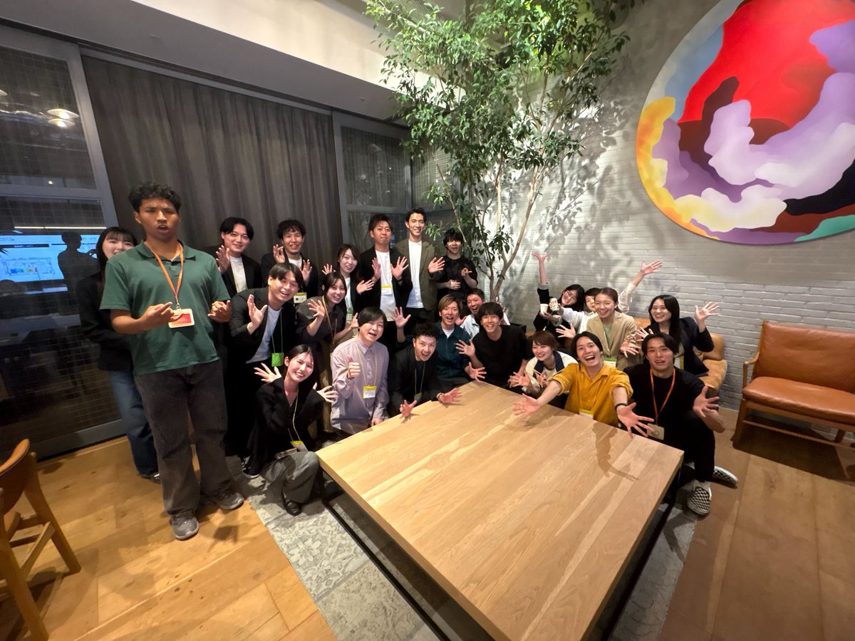 botibotipakaaa's tweet photo. 人事交流会楽しかったー！ https://t.co/pyxK5qmdpP