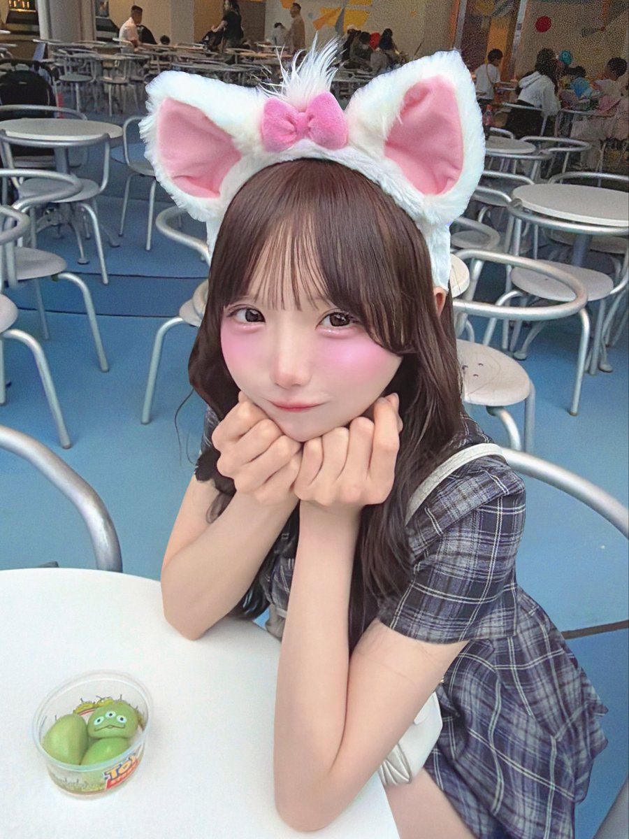 小鈴もゆ【ドレスコード】 tweet media
