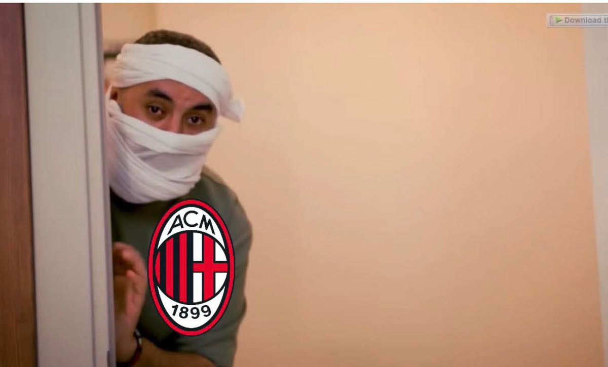 inter_2020's tweet photo. @R9_22D أهررررب علي فييين 😂😂😂🐞🐞🐞 https://t.co/hmCBSclQyB
