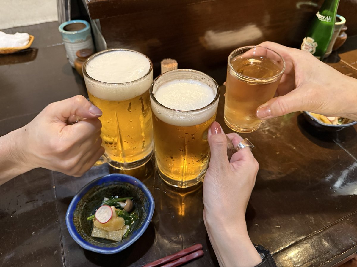 Amijatt's tweet photo. 脇田帰福＆母初来福✈️
一瞬帰省してたのは、新婚旅行以来の飛行機な母のアテンドのためなのでした
食べたー飲んだー母を歩かせすぎたー(反省) https://t.co/gpMTFoxBYy