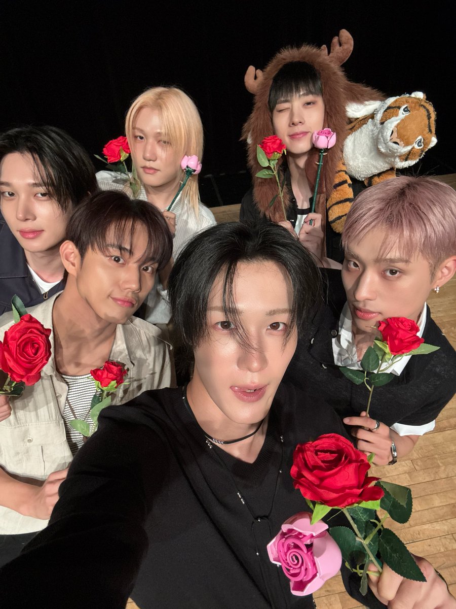 P1Harmony official tweet media
