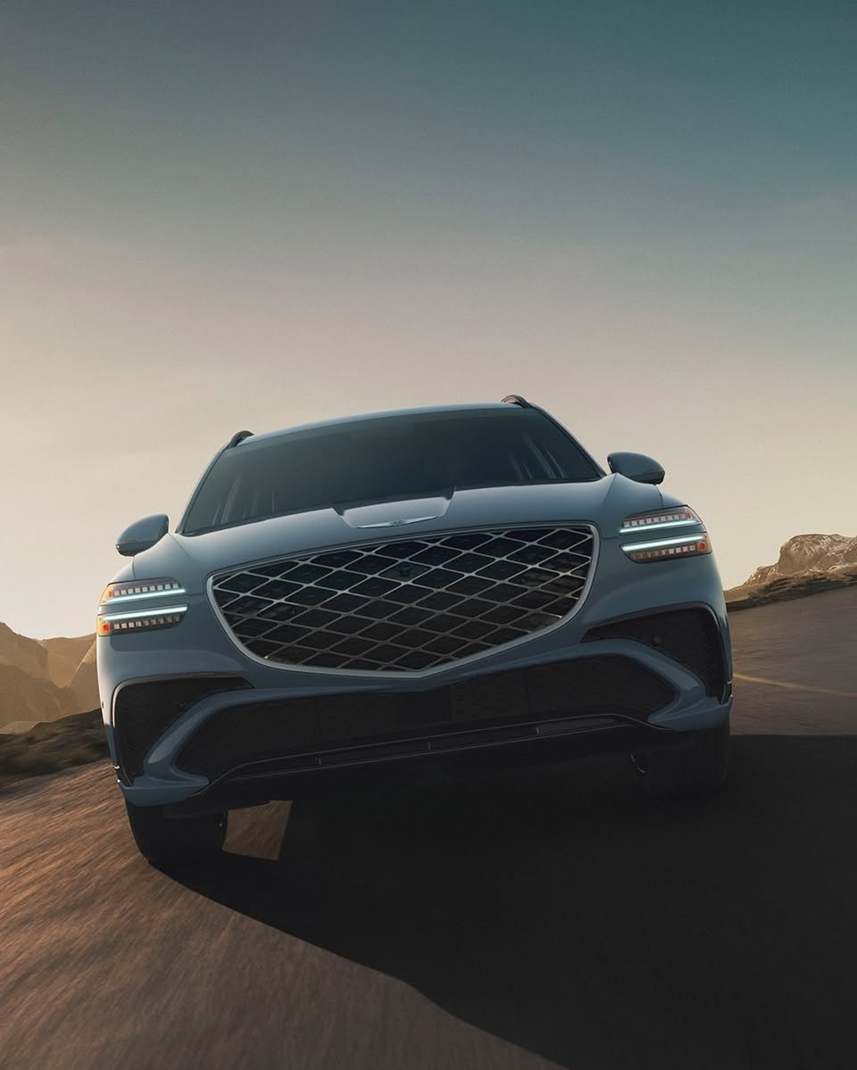 EarnhardtAuto's tweet photo. Feel the excitement in every mile of the 2027 Genesis GV70. Coming soon to Genesis of Chandler. ✨

#Genesis #GV70 #GensisGV70 https://t.co/pIiatPic6d