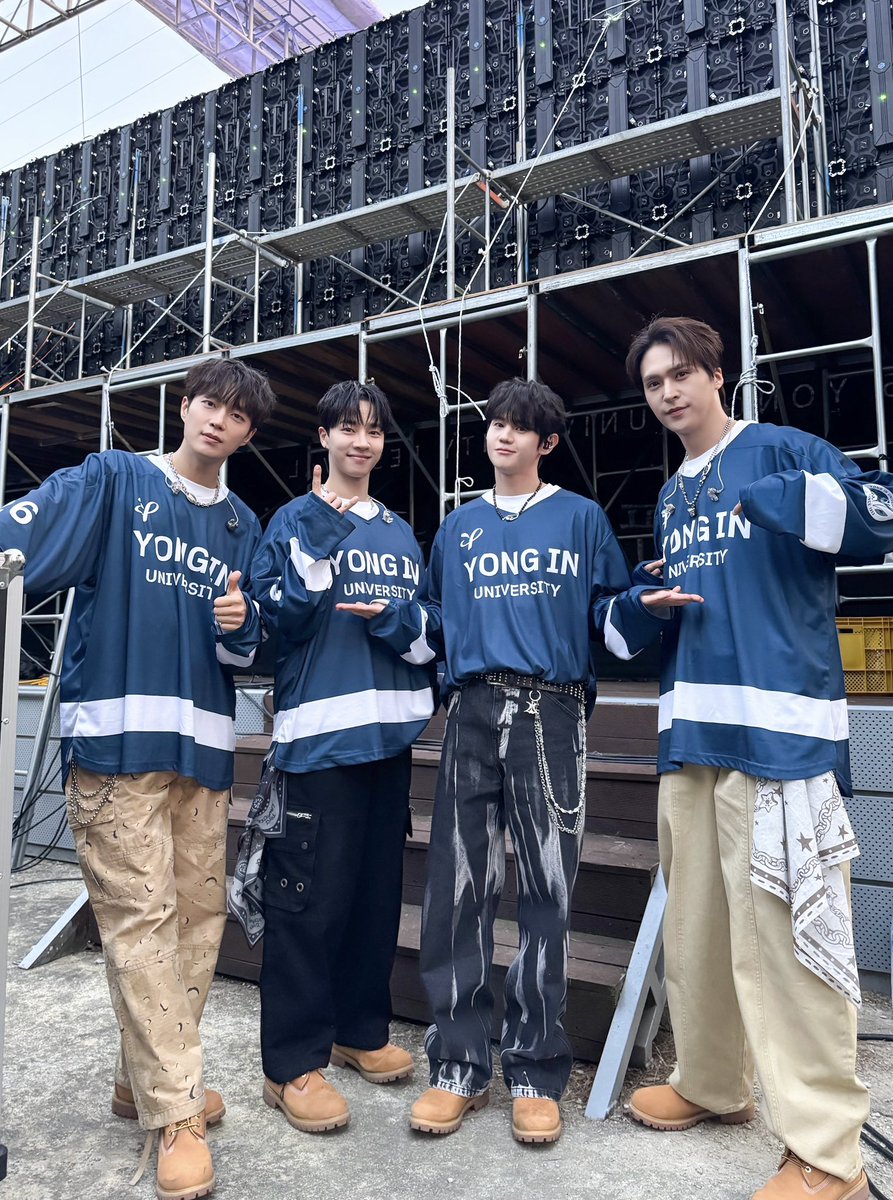 하이라이트(HIGHLIGHT) tweet media