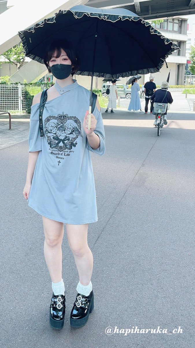 hapiharuka_ch's tweet photo. 日傘 https://t.co/7uDkCagQZE