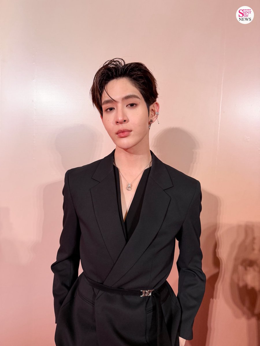 SuperStarNews tweet media