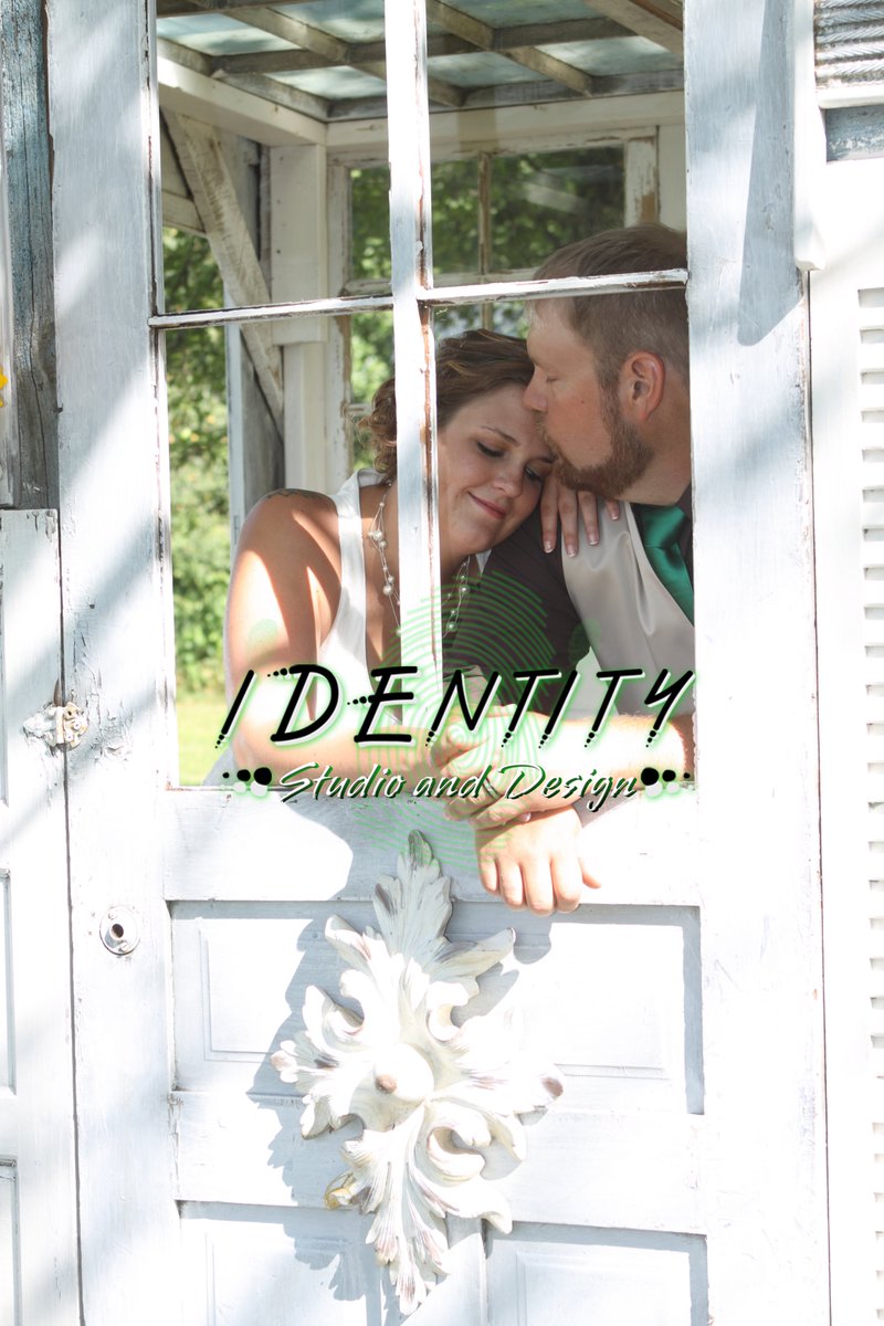 identitysd's tweet photo. Throwback Thursday! Post the name in the comments of who you think it is. If you are correct, you will be entered in to win a prize. Bonus if you include an updated photo of them. Congrats to last week's winner MaryAnn Mackrall! @identitysd https://t.co/ktnjHBryYN