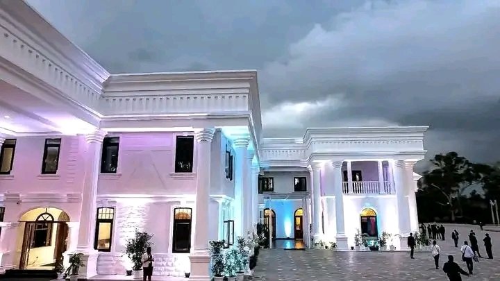 Georgeruto001's tweet photo. President @WilliamsRuto will occupy this building until 2032 😎.

If you agree with this repost it

TUTAM 🔥🔥💪🙏✌️ https://t.co/1MlPA5qONH