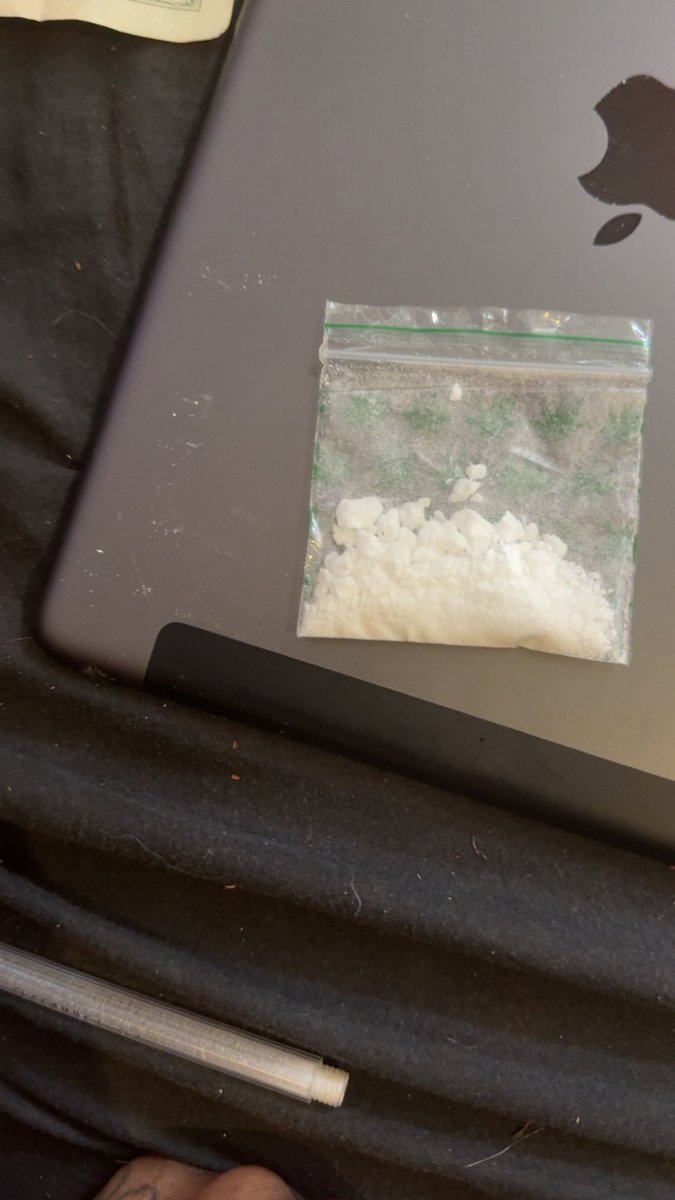snow420🍃❄️🧸 tweet media