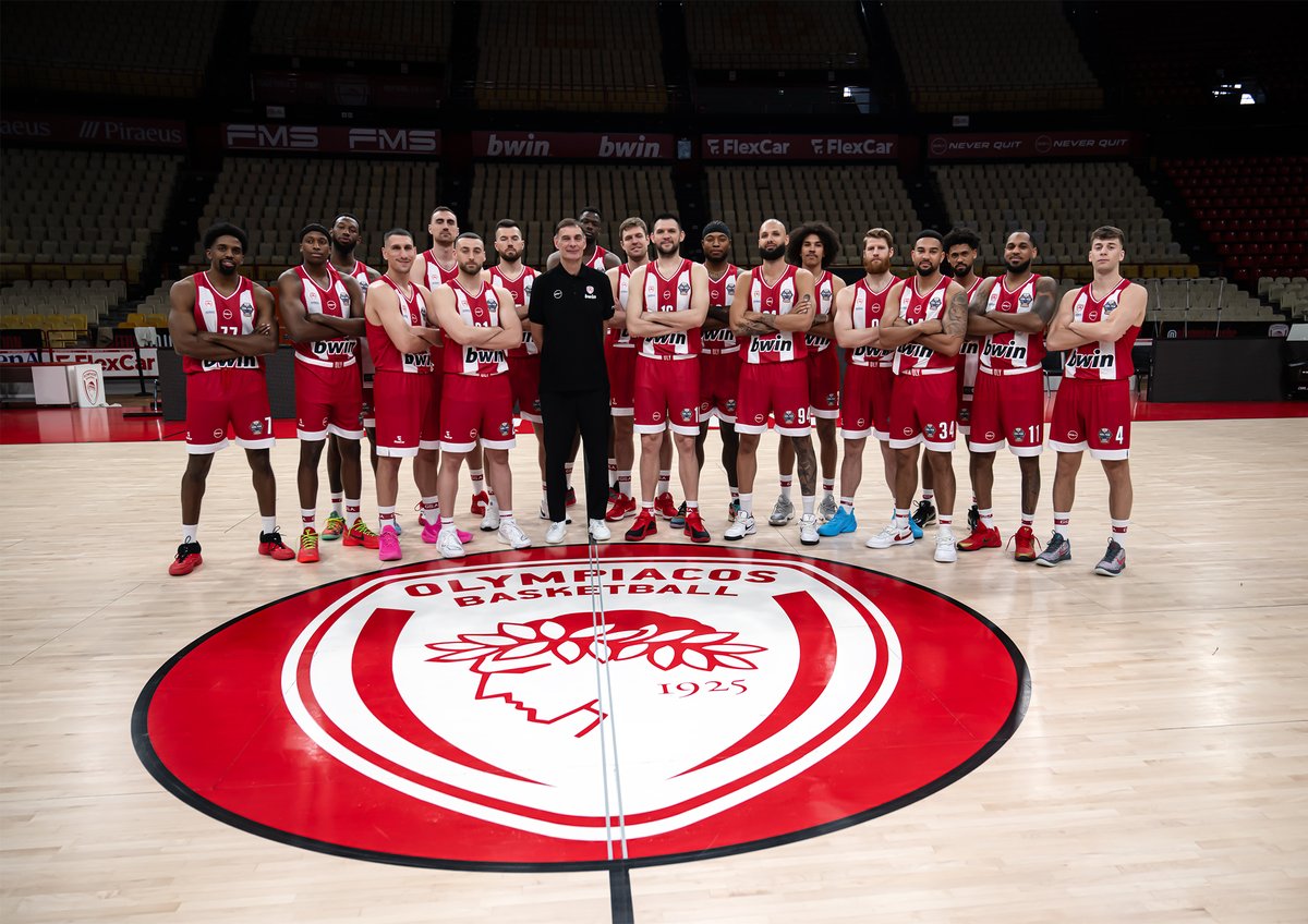 Olympiacos_BC's tweet photo. 📸🎙️ @EuroLeague  Media Day - Final Four Athens 2026

We Feel The Devotion!

#OlympiacosBC #WeAreOlympiacos #TogetherWeFight https://t.co/WuuhioEUxU