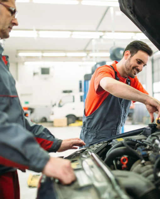 ElginAutoSales's tweet photo. Keep your car running smoothly with service you can trust right here in Elgin. Our highly skilled technicians handle everything from quick oil changes to complex transmission work with speed, precision, and care.

Schedule your service today! (224) 856-4060 https://t.co/ScRs1lADzK