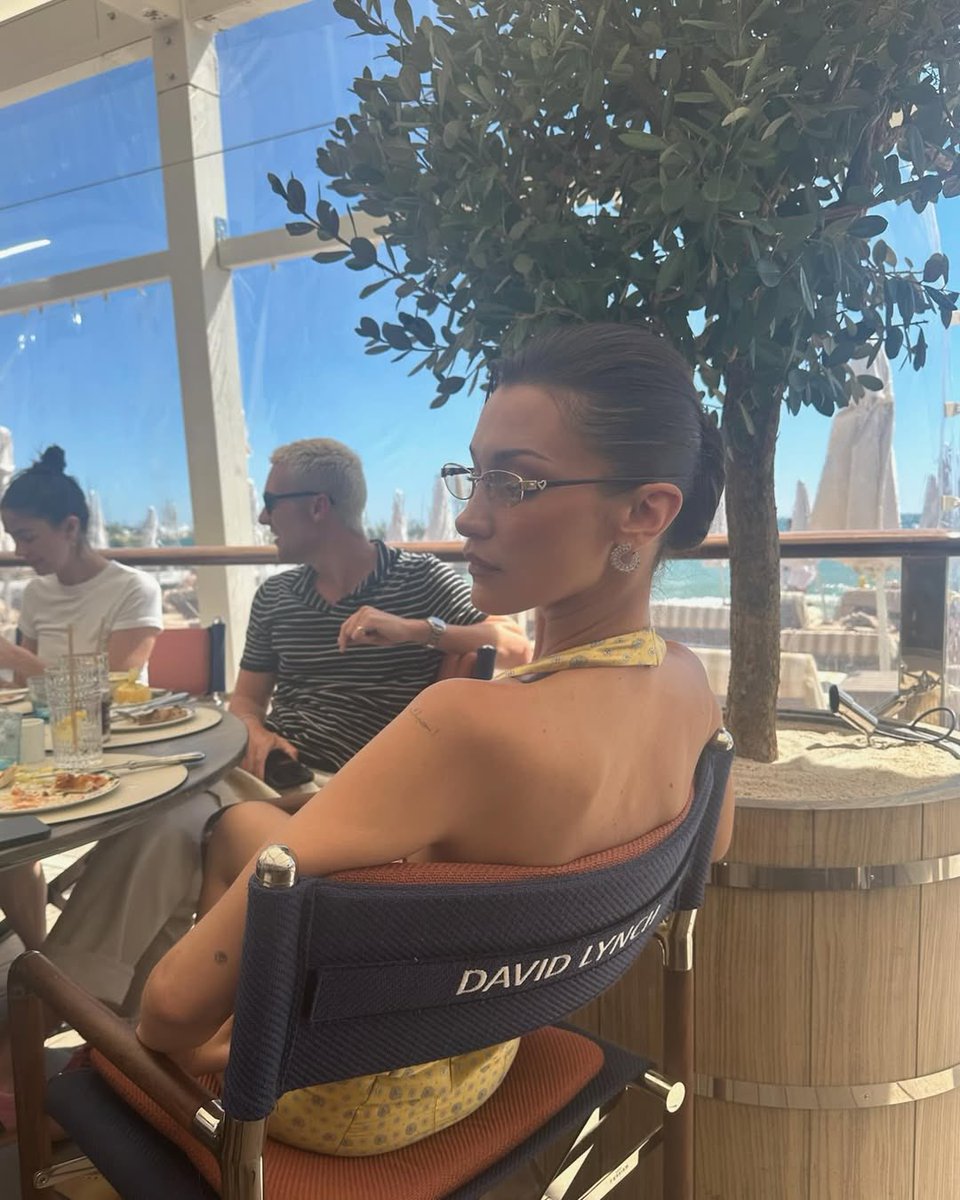 juliana tweet media