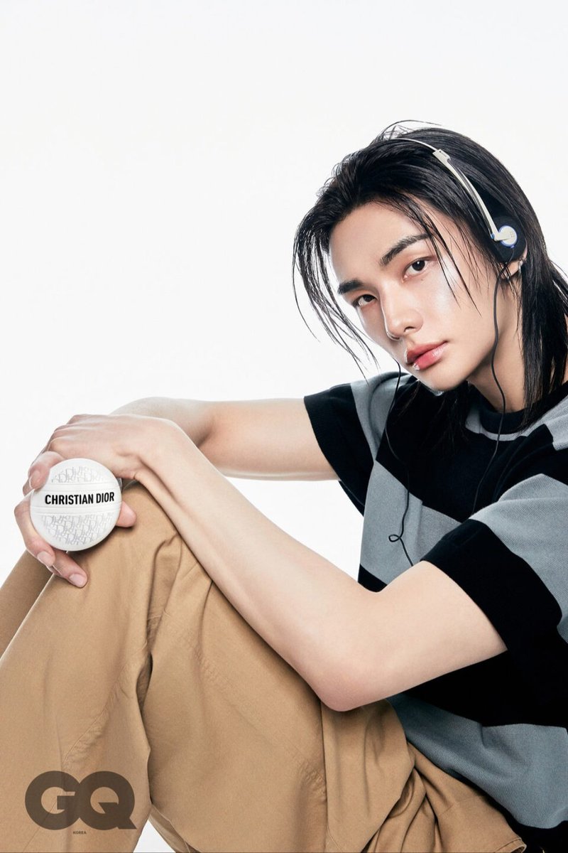 HyunLub77079's tweet photo. このタグが全てを物語っているよね
GQ KOREA のタグ
#DiorBeauty #DiorSkinCare
#DiorSkinEssentials #DiorLeBaume
#DiorLaMousse #Dior #DiorFal26
#StrayKids #HYUNJIN #스트레이키즈 #현진 https://t.co/V4vUuWJaTl