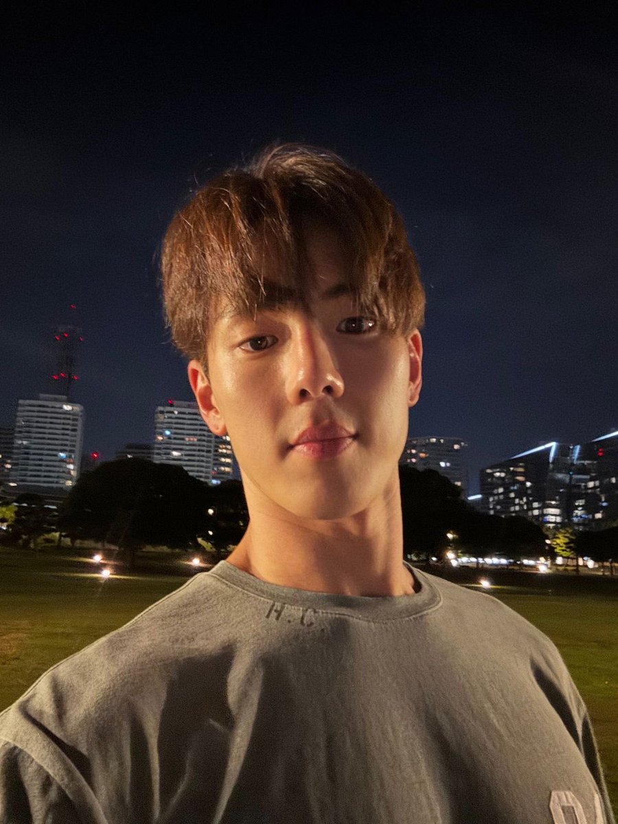 mnhyksluv's tweet photo. my love decided to take a selfie without me and this is my reaction looks like…

#monbebeselcaday #mbbsd #MONSTAX 
#몬스타엑스
#11YearsWithMONSTAX #몬스타엑스11주년 https://t.co/pJdFM001fF