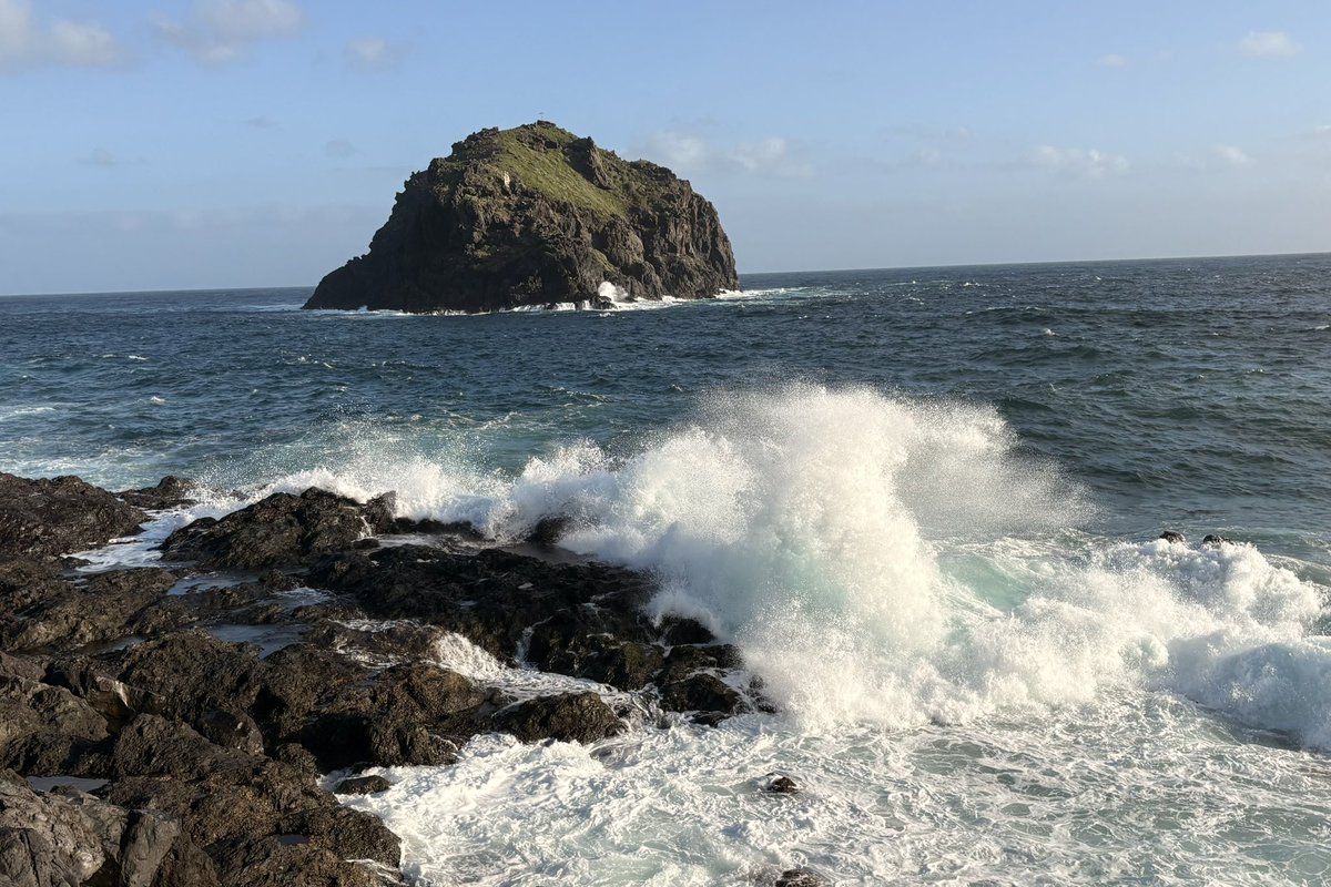 jebeloal's tweet photo. Tremendos paisajes que te llenan de energía al salir de trabajar #garachico  #travelphotography #naturephotography #sᴇᴀᴘʜᴏᴛᴏɢʀᴀᴘʜʏ https://t.co/TYlHNBSP0F