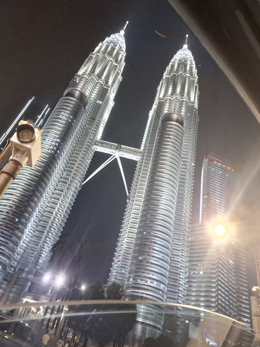 KL_Reporter's tweet photo. Good night Kuala Lumpur... https://t.co/ludcbTw8an