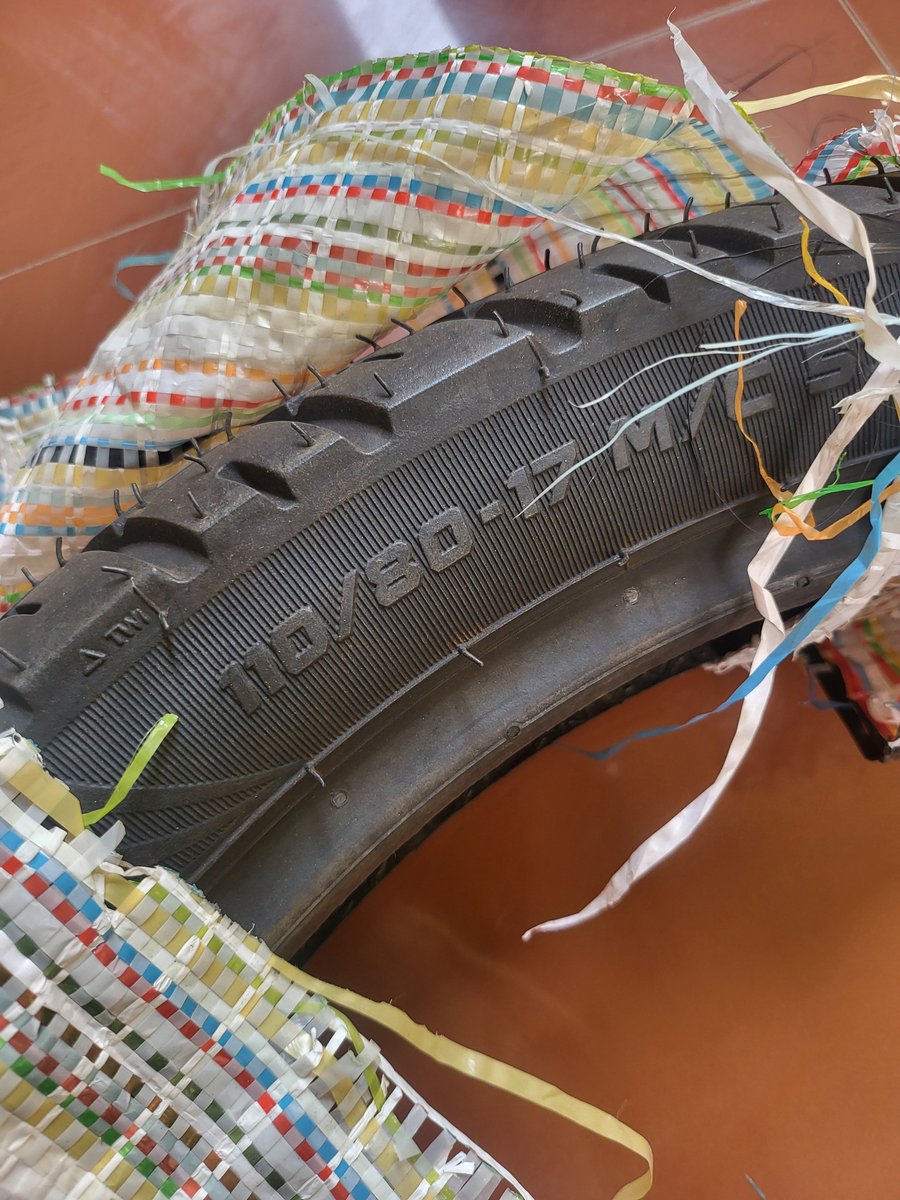 alfredmub's tweet photo. @AmazonHelp, @amznIndia, Amazon is refusing to help with a safety-critical wrong item. Seller sent 110/80 tyre instead of 120/80. Seller AGREED to exchange in chat, but Amazon is blocking it citing a 'return window.' NCH Docket 9250332 closed with 'intermediary' excuse. Help! https://t.co/Yop4Fh2g1o