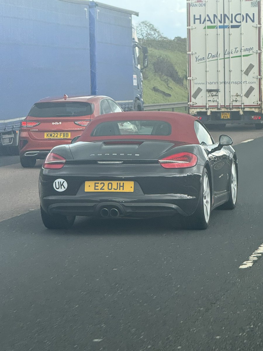 jimbobthejetset's tweet photo. @AutoBant spotted m6 southbound just now 😂 https://t.co/ZNSubvtZnq