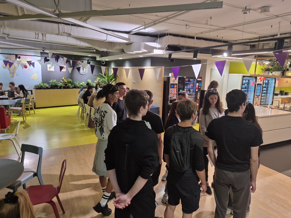 School Esports League tweet media