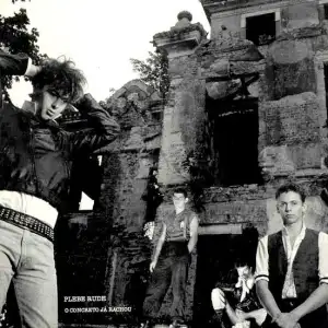 betepacheco_'s tweet photo. Tente dizer uma música ruim desse disco e falhe terrivelmente. Álbum completou 40 anos. https://t.co/TBojx1gjAb