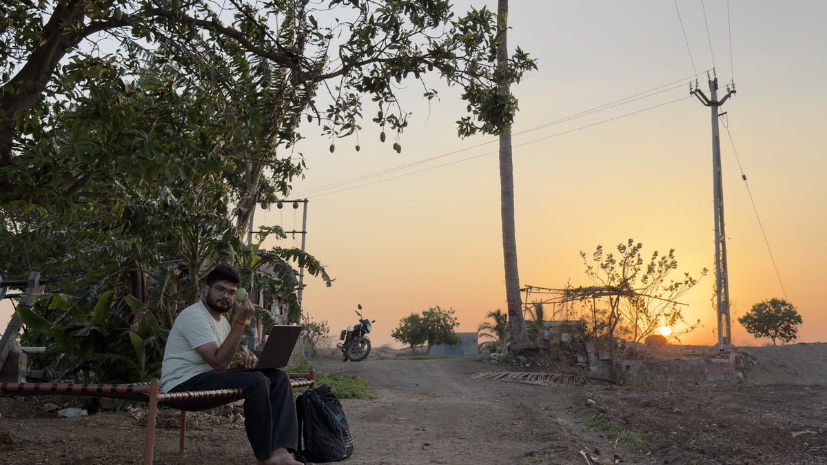 heyhiru's tweet photo. Some engineers have corner offices. I have mango trees 🥭 https://t.co/oZyQiK1xhJ