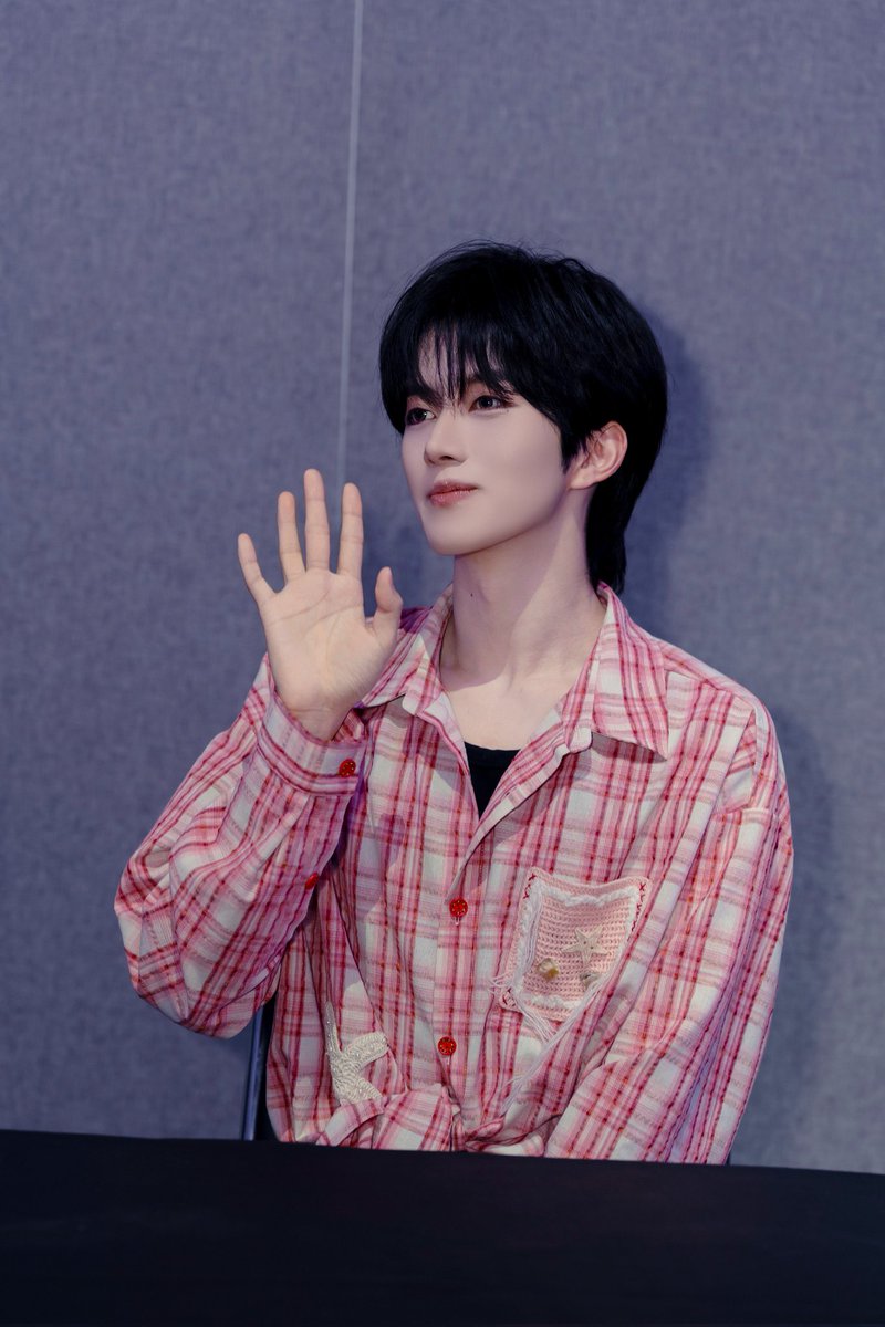 ✮⋆˙ ɪ-ᴏᴏʜ ʚїɞ ᰔ 🦋🍁(Rest จะได้ไม่ปสด) tweet media