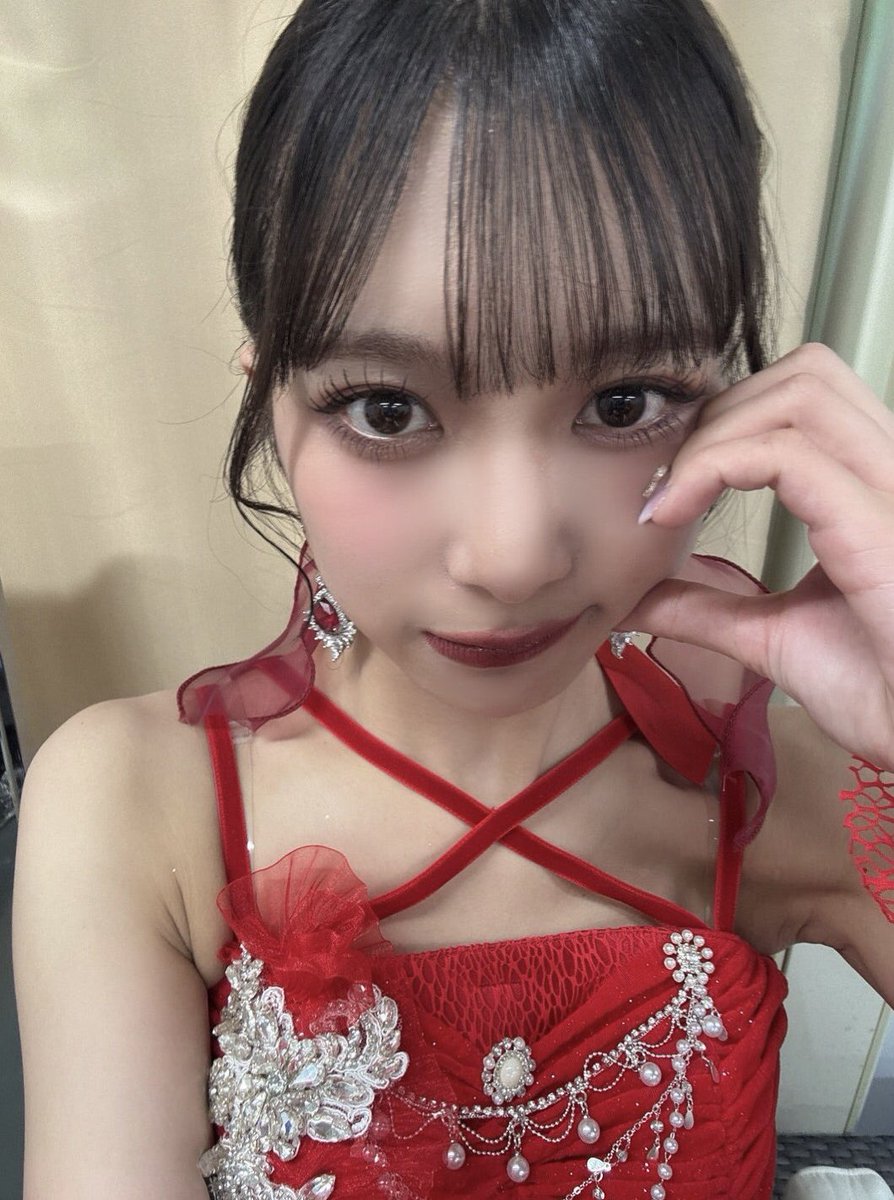capturedmatchan's tweet photo. 井上玲音のMusic Letters⭐️

爪跡残すぞ！メラメラ💕

#juicejuice は「世界一熱い部活動」
 
れいれい🌟はめちゃくちゃ美貌です

大尊敬です！ハラミちゃん🌟

「有名は孤独の裏返し」

朝 テンション上がらないから

洗顔ソングは

ディスコファンクな「愛の園」

#01ミュージック https://t.co/gGqvElGS51